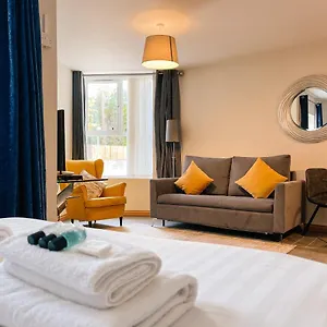 Apartahotel Broc House