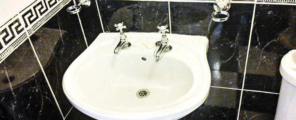 The Shipwright Guesthouse Dublin Guest house